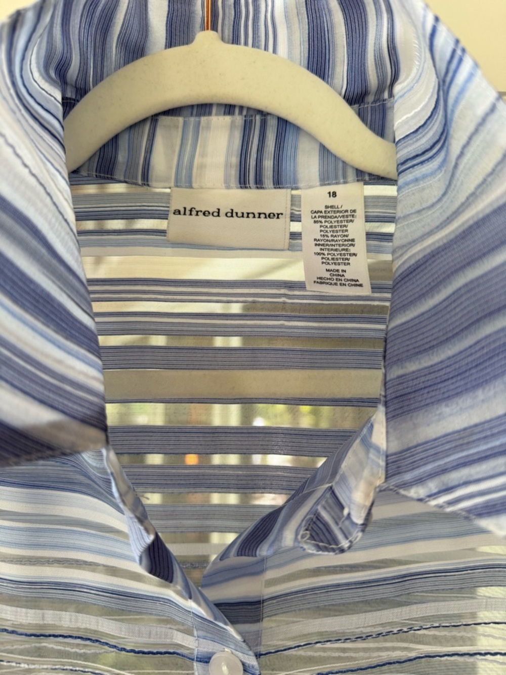 Alfred Dunner Blue and White Striped Dress Shirt Lightweight Wedding perfect!